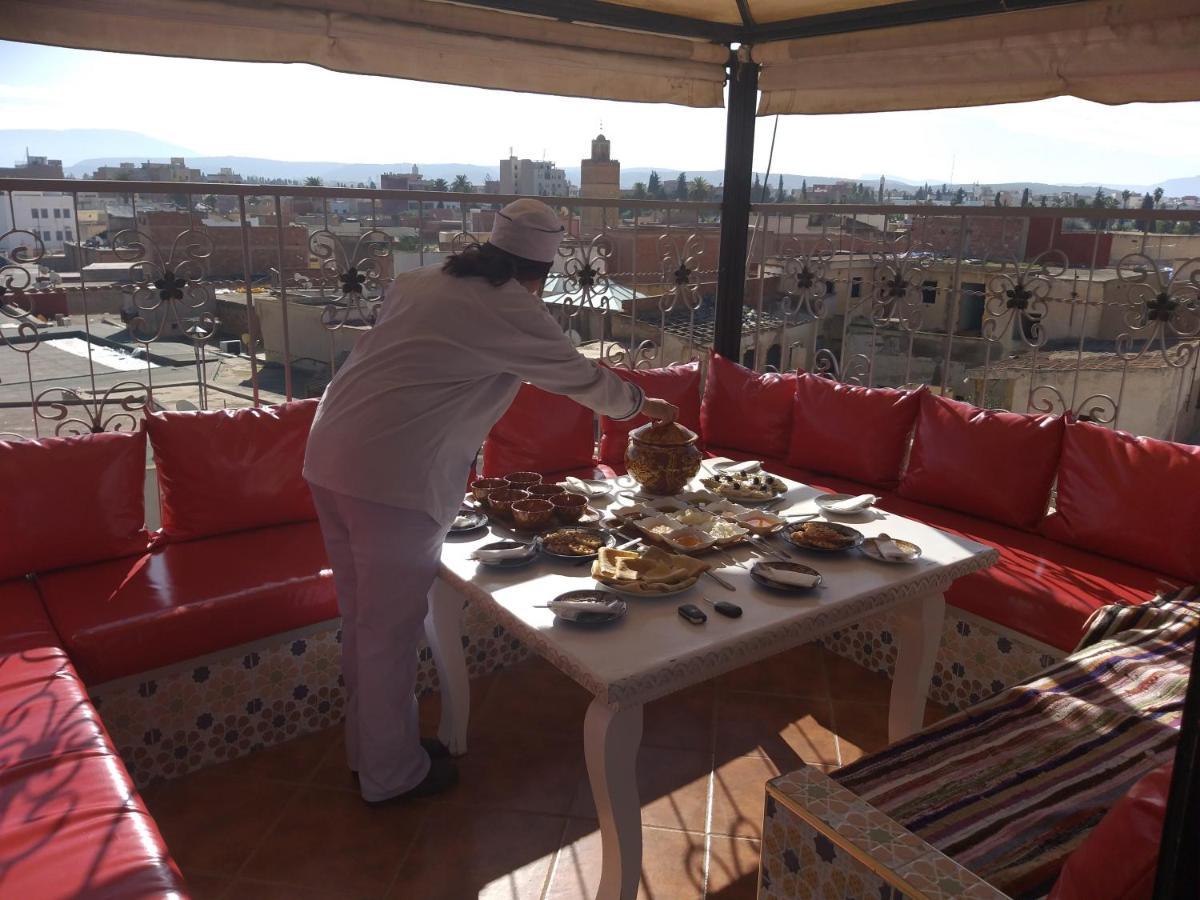 Hotel Lahlou Riad Cafeteria Ουζντά Εξωτερικό φωτογραφία